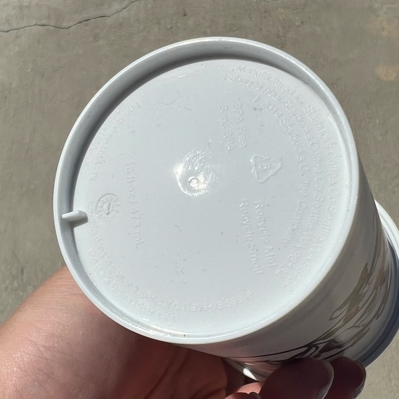 Starbucks Reusable Hot Cup White with Mistletoe - NEW - Picture 6 of 6